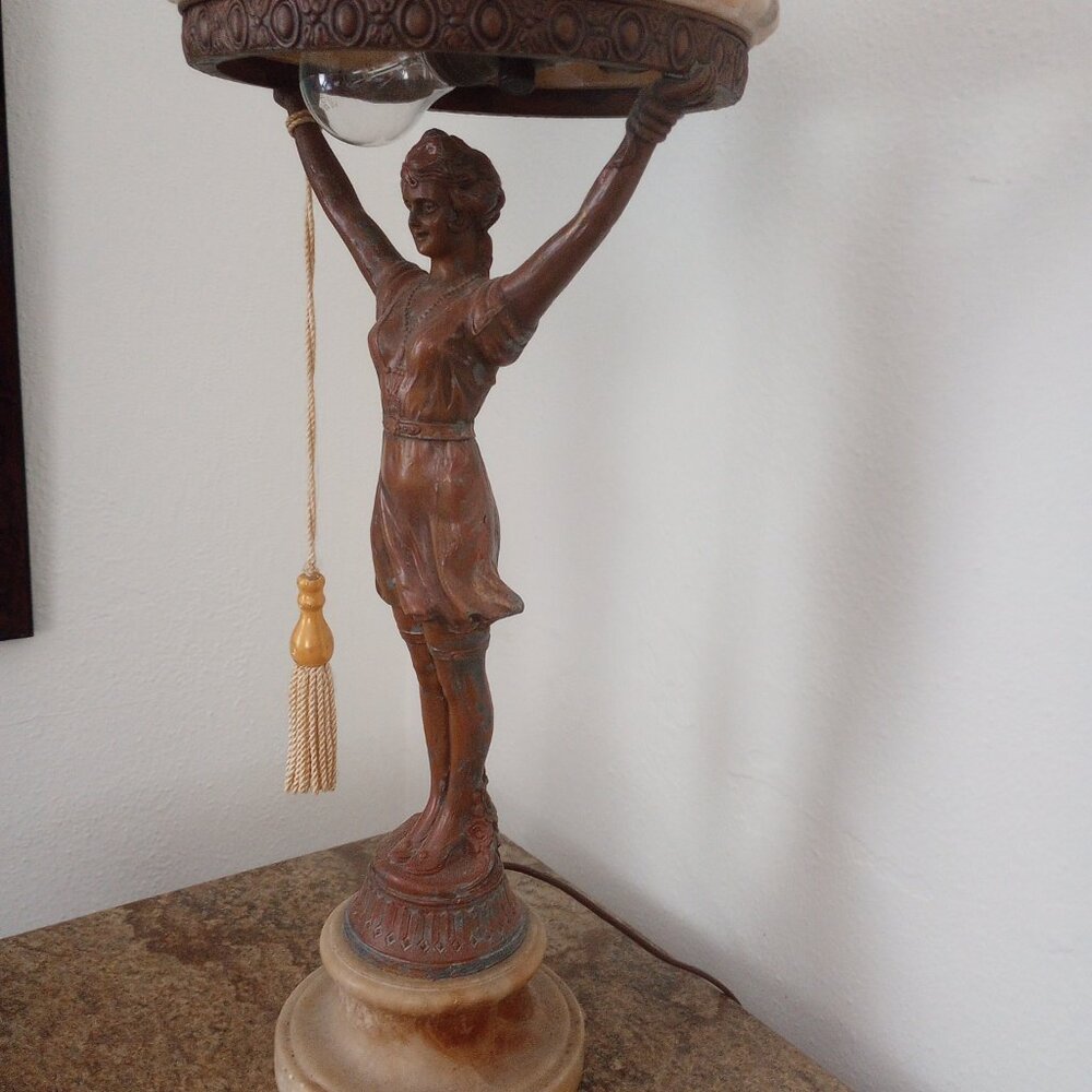 Antique victorian onyx deco girl lamp - Picture 4 of 6